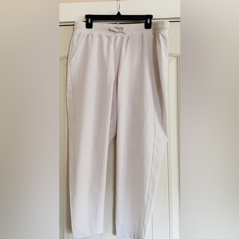 All in motion White Pants